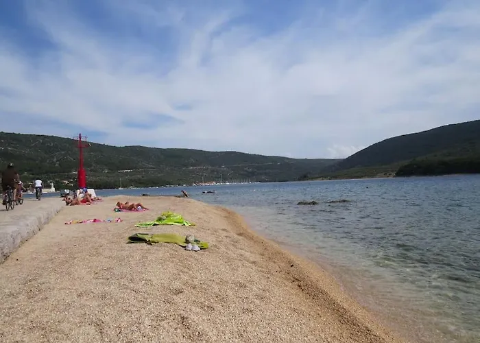 Radanović-beaches 5 Min Walking * Cres