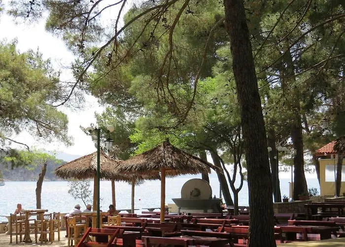 Radanović-beaches 5 Min Walking Apartament
