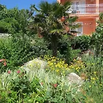 Apartman Radanovic-beaches 5 Min Walking