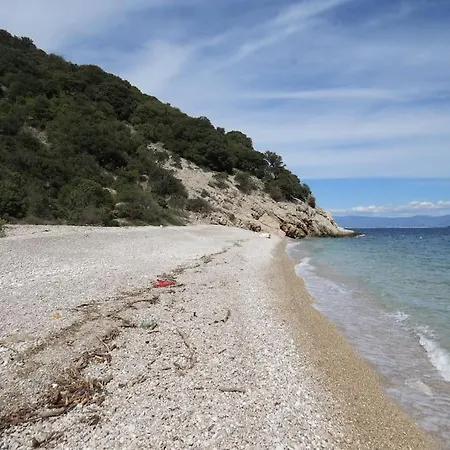 Apartment Radanovic-beaches 5 Min Walking Cres