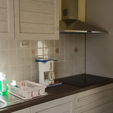 Radanovic-beaches 5 Min Walking Apartment *