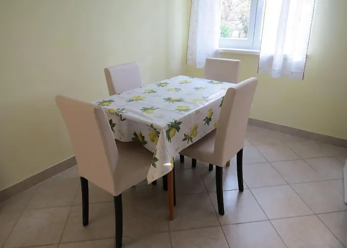 Διαμέρισμα Radanovic-beaches 5 Min Walking Cres